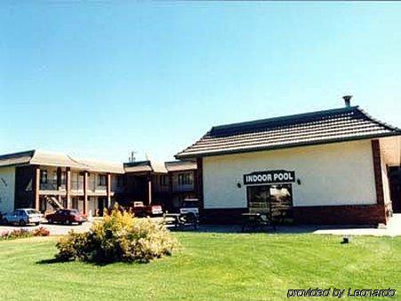 North Pointe Inn And Suites Kelowna Buitenkant foto